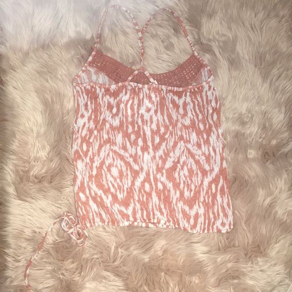 NWT Forever 21 Women’s Knit Tank - Picture 2 of 2